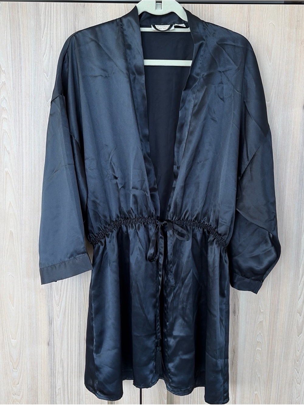 Victoria's Secret Vintage Gold Label Black Satin Kimono Short Robe M/L